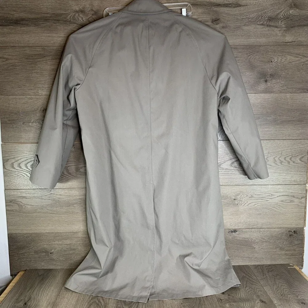 London Fog Trench Coat Men's Size 40 Reg. Tan Hidden Buttons Removable Liner - Picture 7 of 13